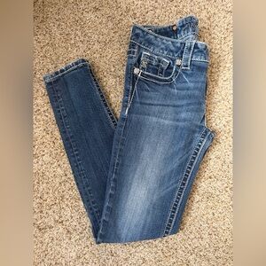 Miss Me Womens Skinny Jeans in Medium Blue Wash